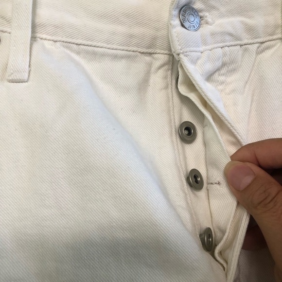 Madewell Relaxed Denim Button Fly Raw Hem Denim Shorts Size 32 - Picture 6 of 14